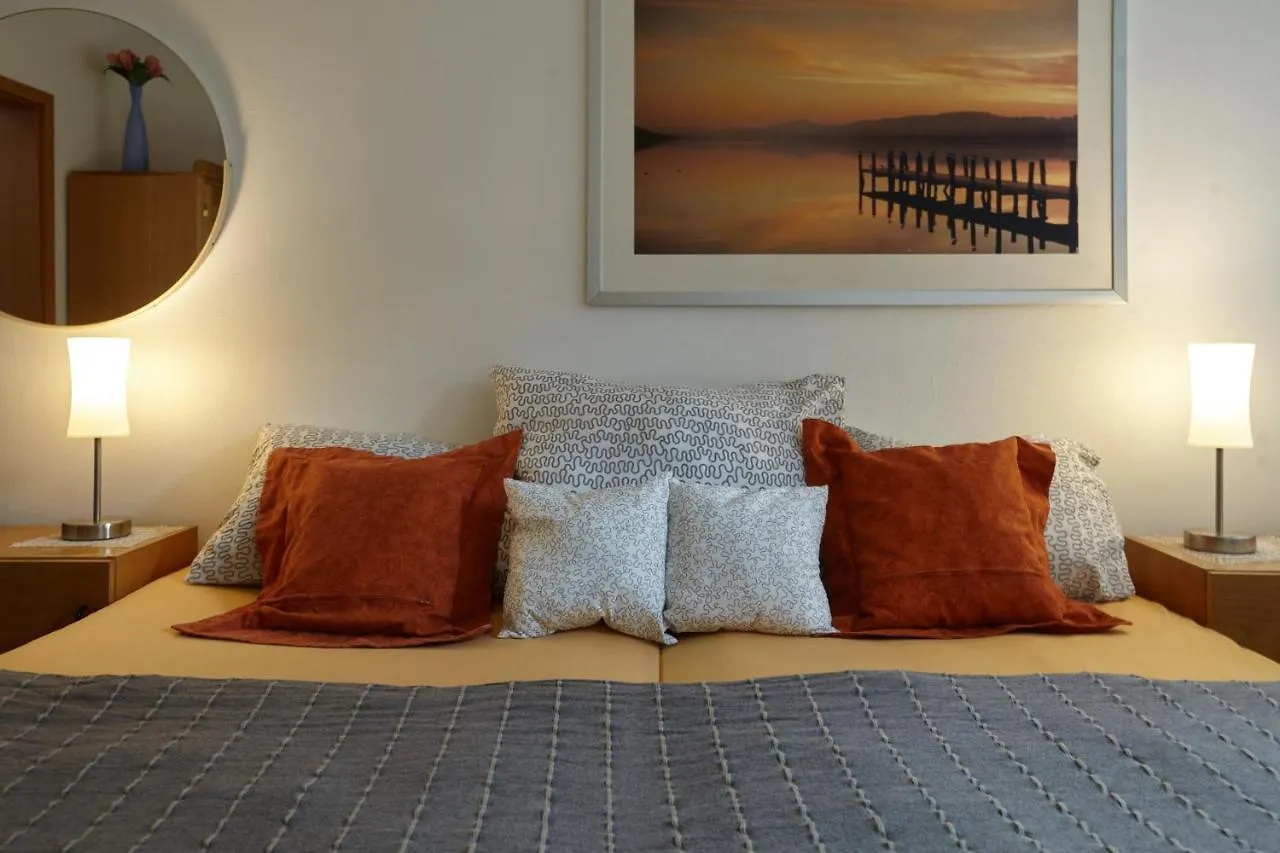 Villa In Bio Garden - You Will Save Money Here Praga Apartament